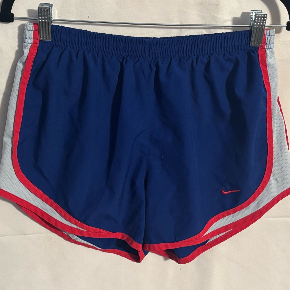 Nike Athletic Shorts in Blue and Red Lined  Inside small inner pocket Sz M